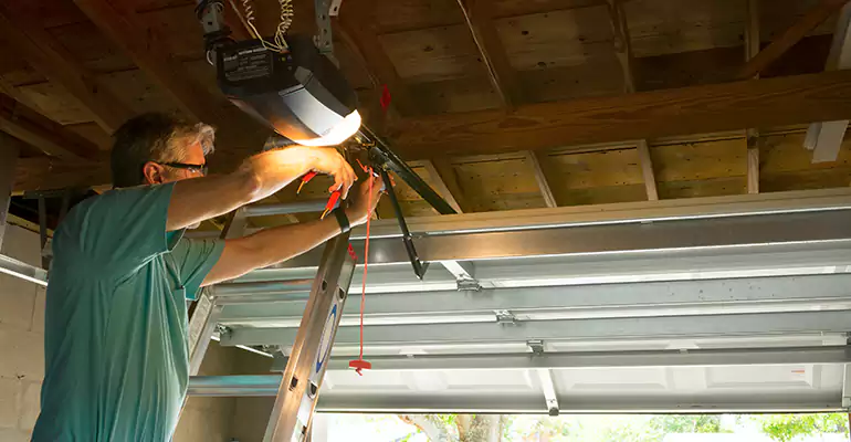 Chamberlain Garage Door Repair in Leesburg, FL