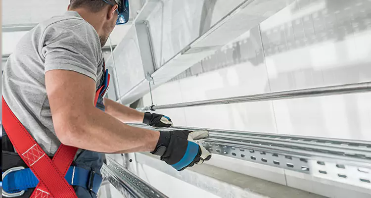 Glass Balcony Railing Replacement in Leesburg, FL
